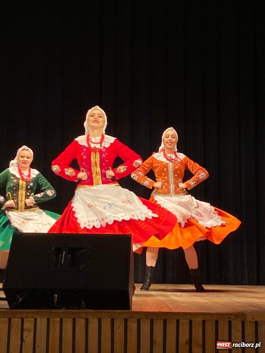 Zdjęcie w galerii na portalu naszraciborz.pl: Bajtel charytatywnie w Kuźni Raciborskiej  wiadomości z regionu