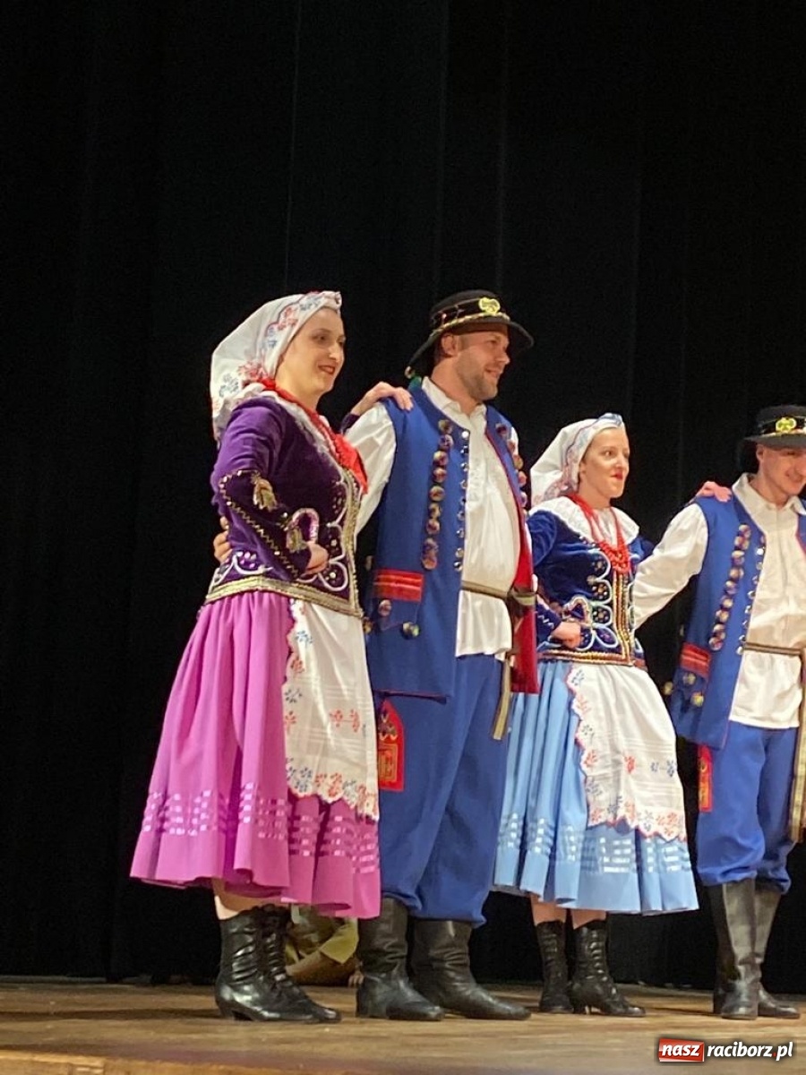 Zdjęcie w galerii na portalu naszraciborz.pl: Bajtel charytatywnie w Kuźni Raciborskiej  wiadomości z regionu