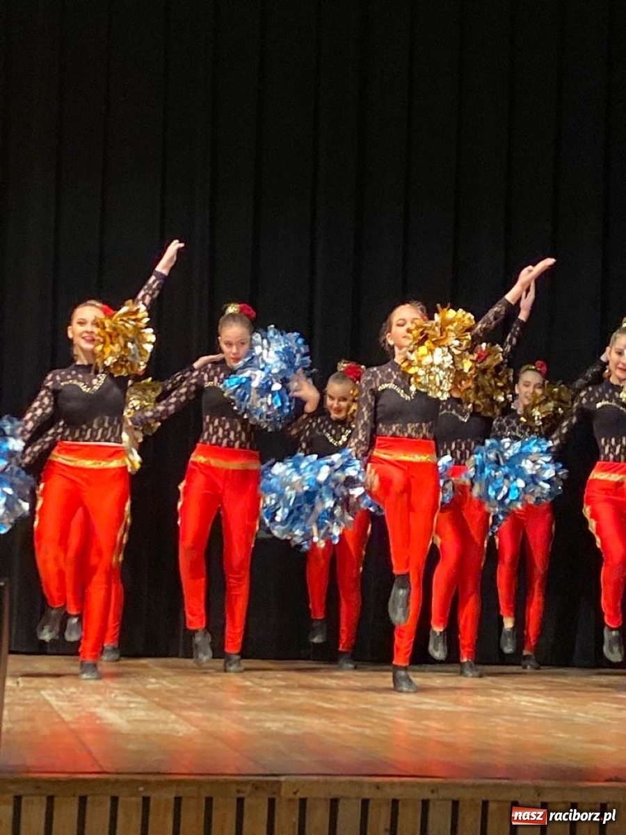 Zdjęcie w galerii na portalu naszraciborz.pl: Bajtel charytatywnie w Kuźni Raciborskiej  wiadomości z regionu