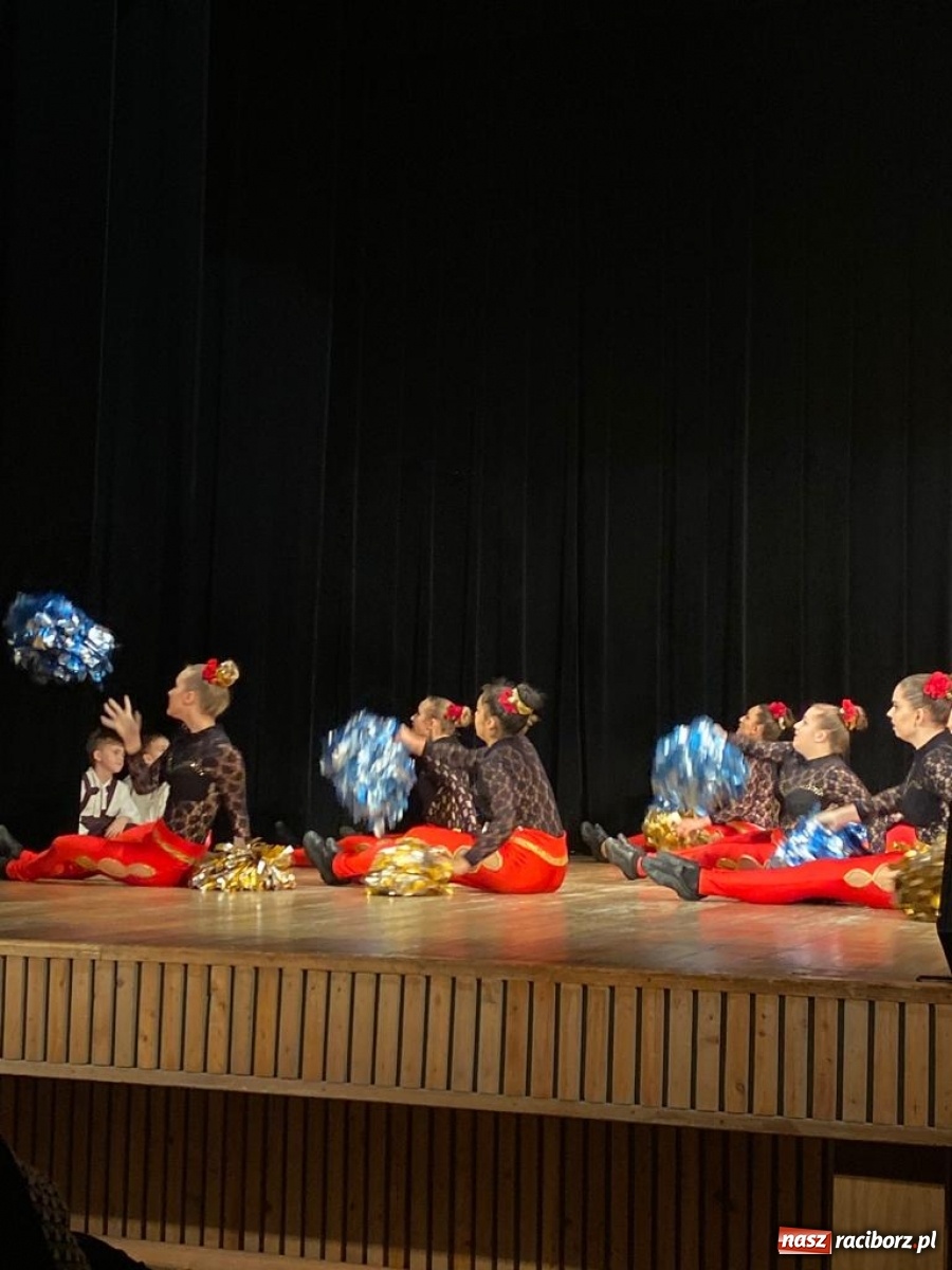 Zdjęcie w galerii na portalu naszraciborz.pl: Bajtel charytatywnie w Kuźni Raciborskiej  wiadomości z regionu