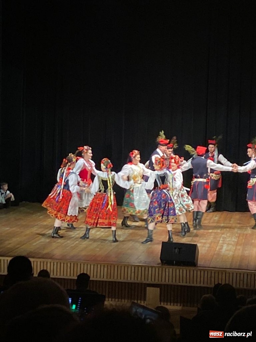 Zdjęcie w galerii na portalu naszraciborz.pl: Bajtel charytatywnie w Kuźni Raciborskiej  wiadomości z regionu