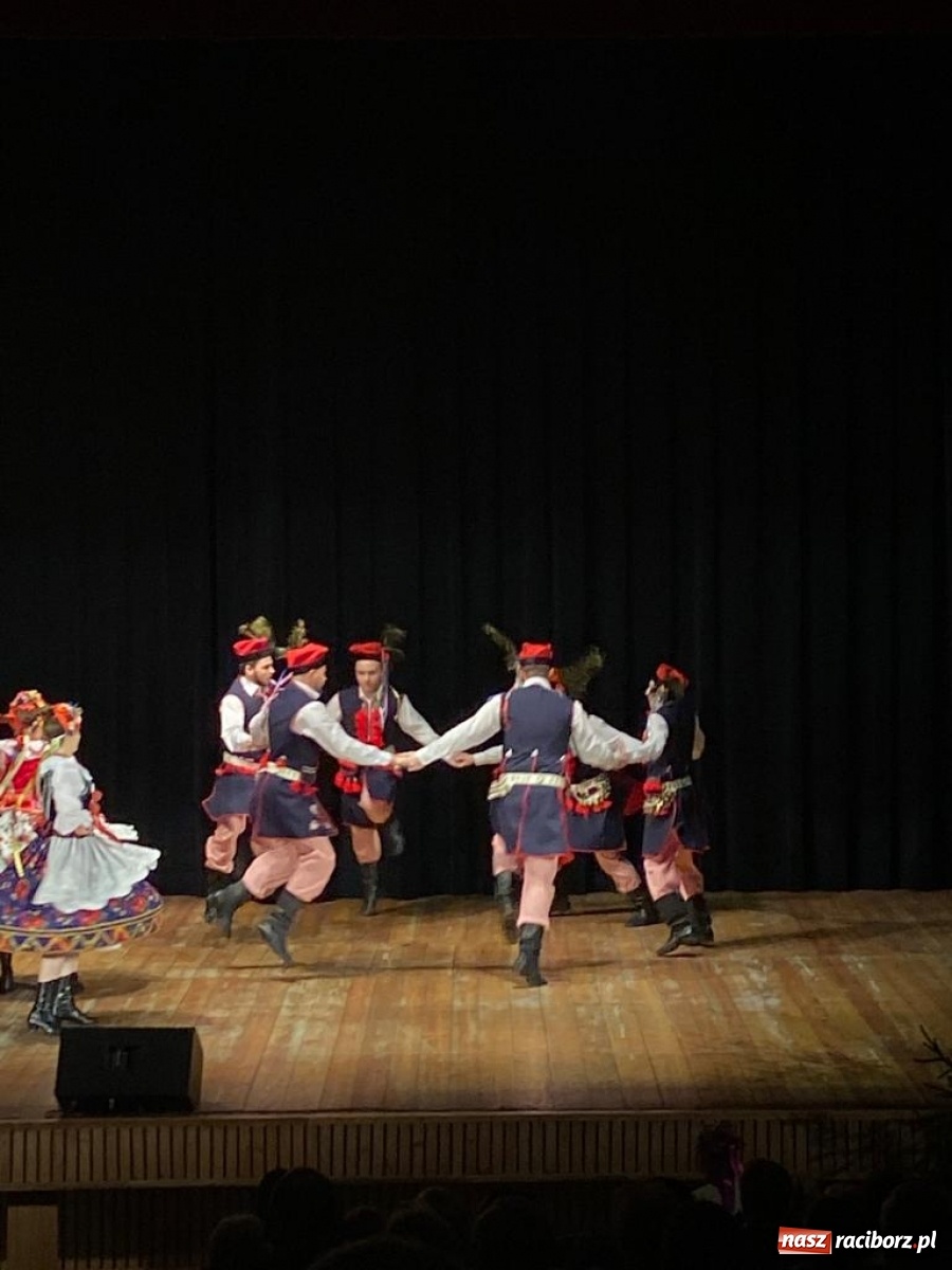 Zdjęcie w galerii na portalu naszraciborz.pl: Bajtel charytatywnie w Kuźni Raciborskiej  wiadomości z regionu