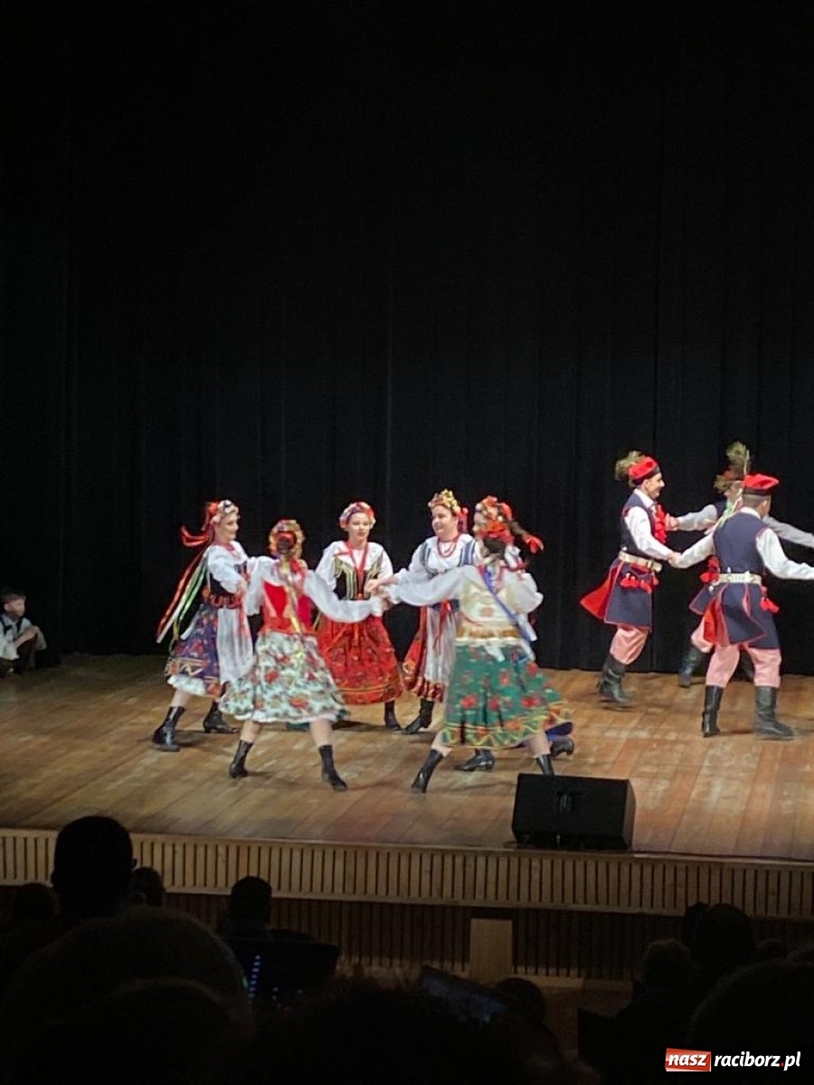 Zdjęcie w galerii na portalu naszraciborz.pl: Bajtel charytatywnie w Kuźni Raciborskiej  wiadomości z regionu