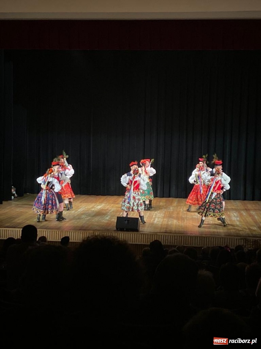 Zdjęcie w galerii na portalu naszraciborz.pl: Bajtel charytatywnie w Kuźni Raciborskiej  wiadomości z regionu