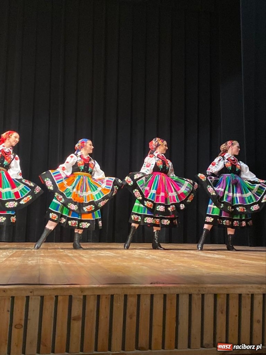 Zdjęcie w galerii na portalu naszraciborz.pl: Bajtel charytatywnie w Kuźni Raciborskiej  wiadomości z regionu