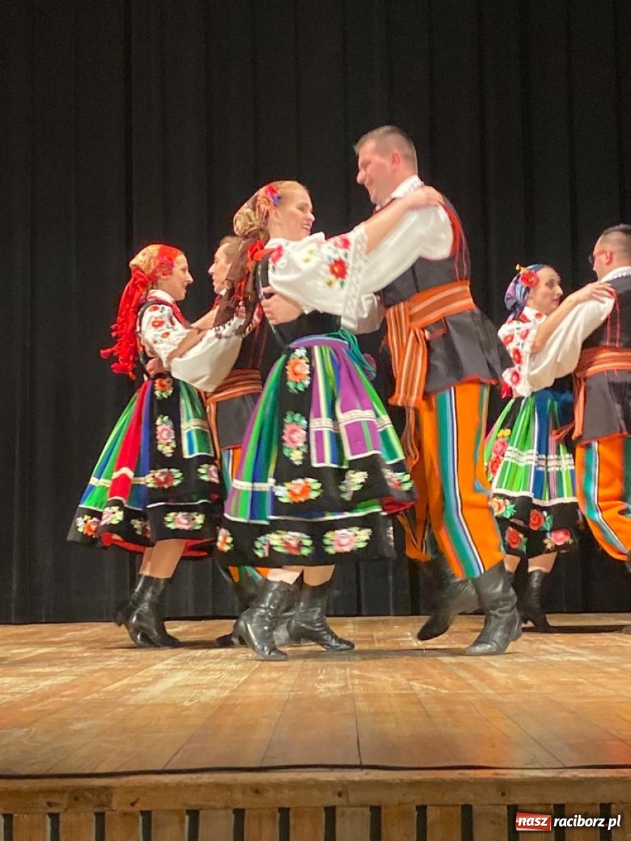 Zdjęcie w galerii na portalu naszraciborz.pl: Bajtel charytatywnie w Kuźni Raciborskiej  wiadomości z regionu