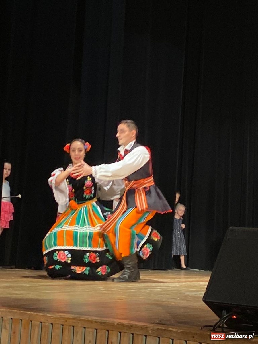 Zdjęcie w galerii na portalu naszraciborz.pl: Bajtel charytatywnie w Kuźni Raciborskiej  wiadomości z regionu