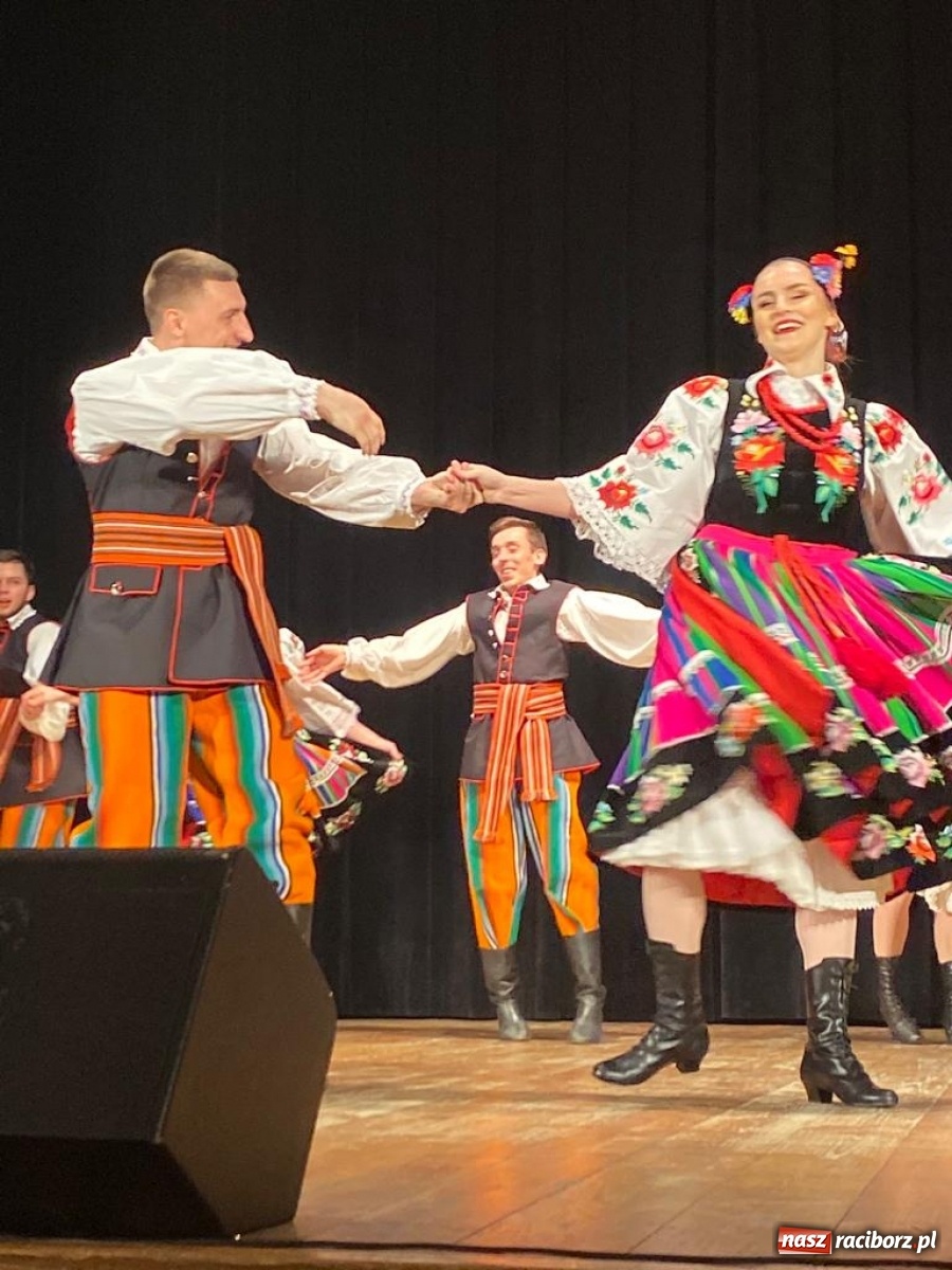 Zdjęcie w galerii na portalu naszraciborz.pl: Bajtel charytatywnie w Kuźni Raciborskiej  wiadomości z regionu