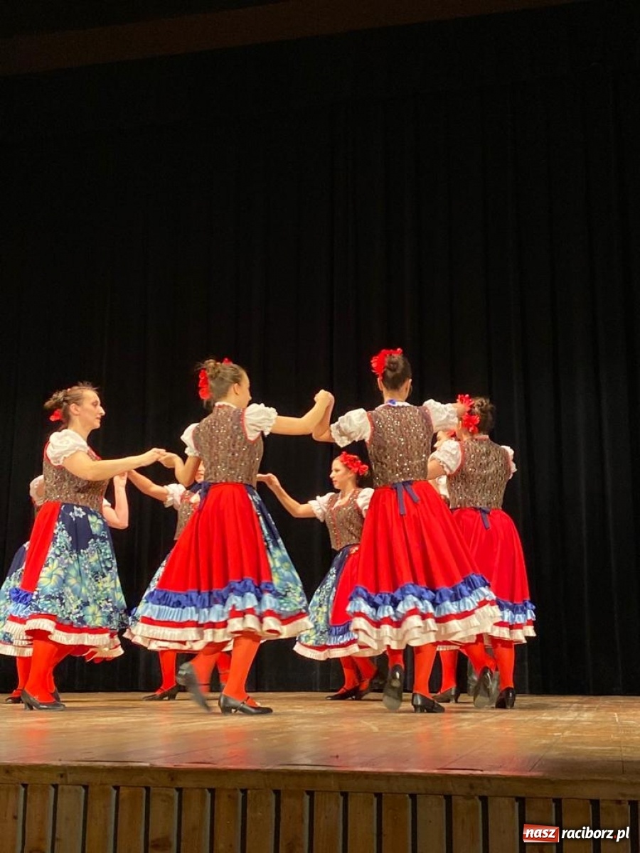 Zdjęcie w galerii na portalu naszraciborz.pl: Bajtel charytatywnie w Kuźni Raciborskiej  wiadomości z regionu
