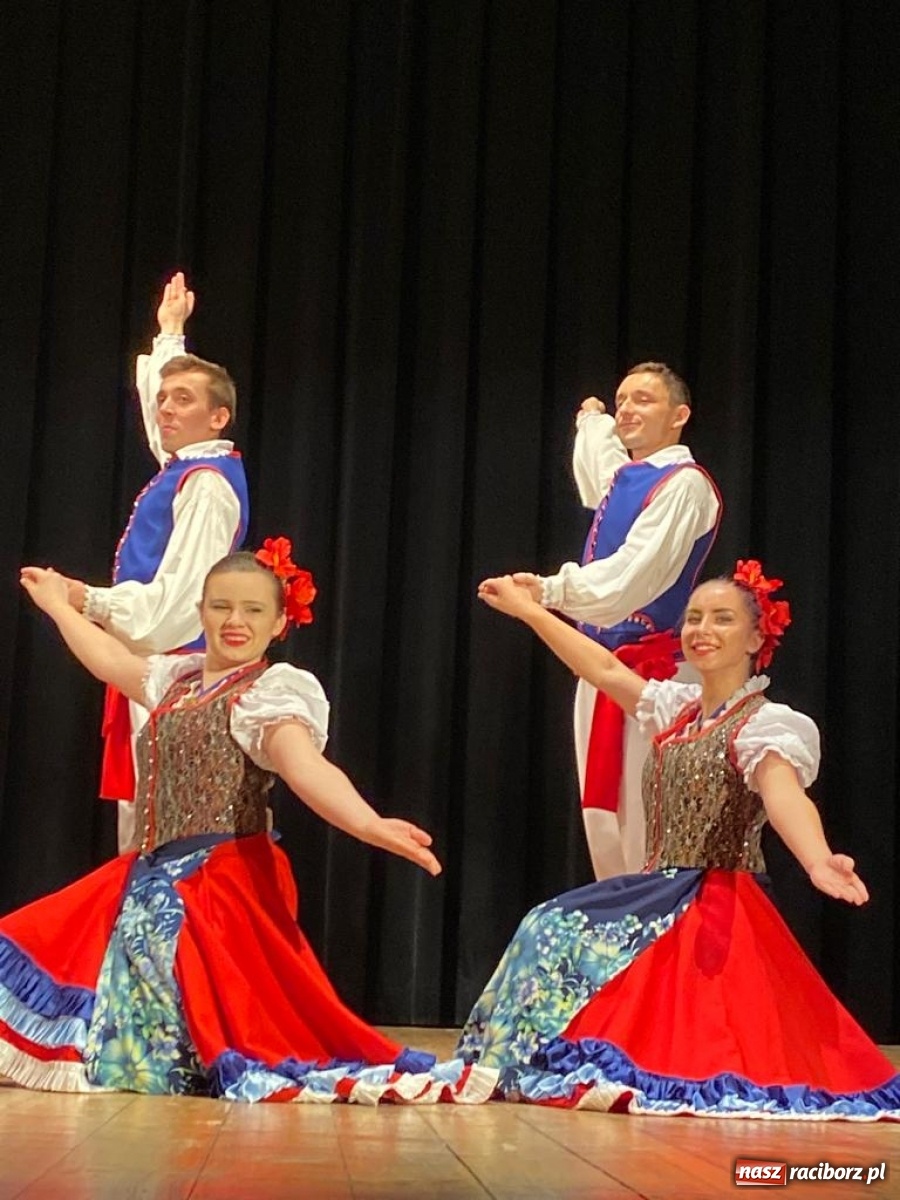 Zdjęcie w galerii na portalu naszraciborz.pl: Bajtel charytatywnie w Kuźni Raciborskiej  wiadomości z regionu