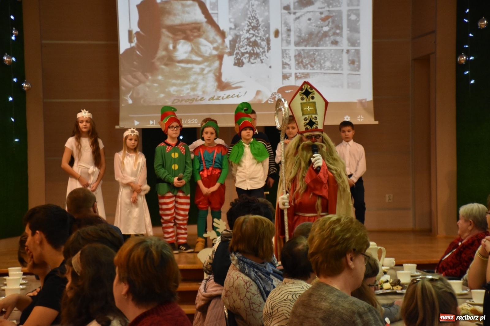 Zdjęcie w galerii na portalu naszraciborz.pl: Tworkowskie spotkanie ze św. Mikołajem [FOTO] wiadomości z regionu
