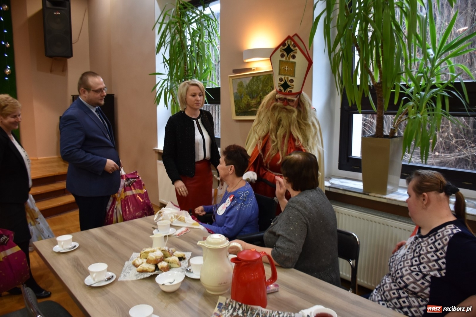 Zdjęcie w galerii na portalu naszraciborz.pl: Tworkowskie spotkanie ze św. Mikołajem [FOTO] wiadomości z regionu
