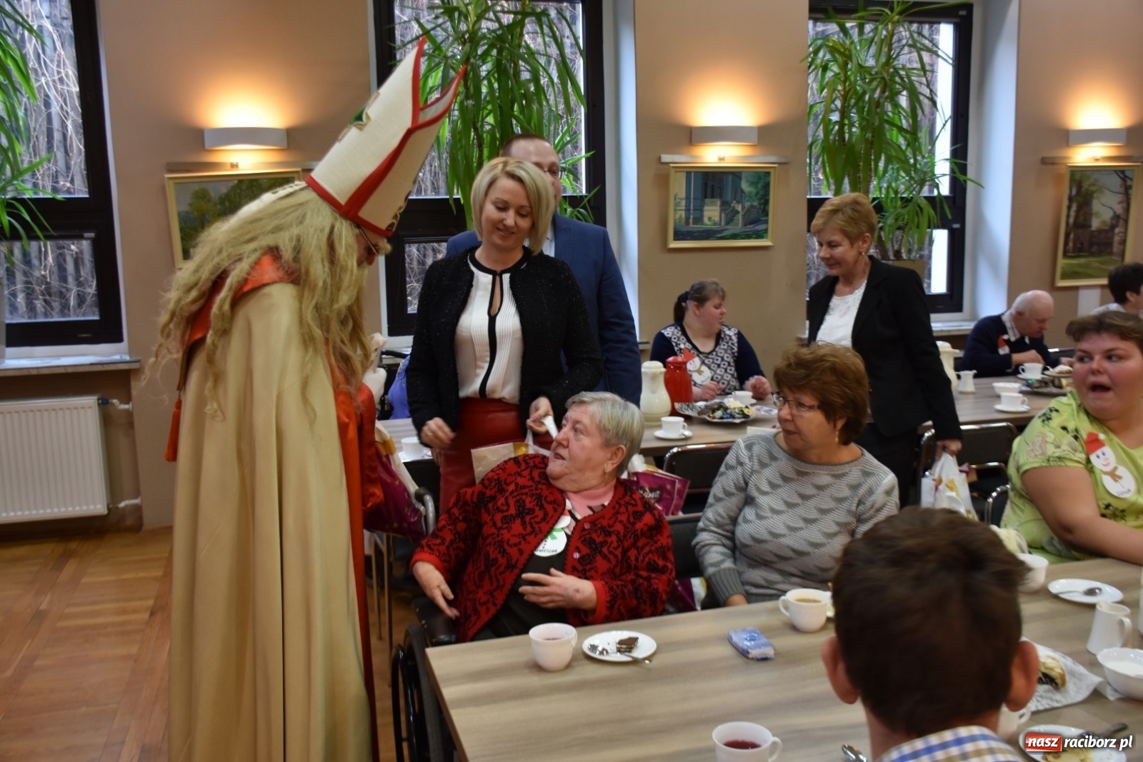 Zdjęcie w galerii na portalu naszraciborz.pl: Tworkowskie spotkanie ze św. Mikołajem [FOTO] wiadomości z regionu