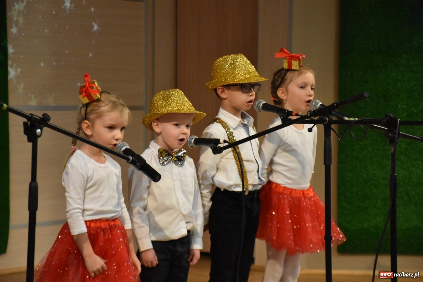 Zdjęcie w galerii na portalu naszraciborz.pl: Kolędy i Pastorałki w Tworkowie po raz XV wiadomości z regionu