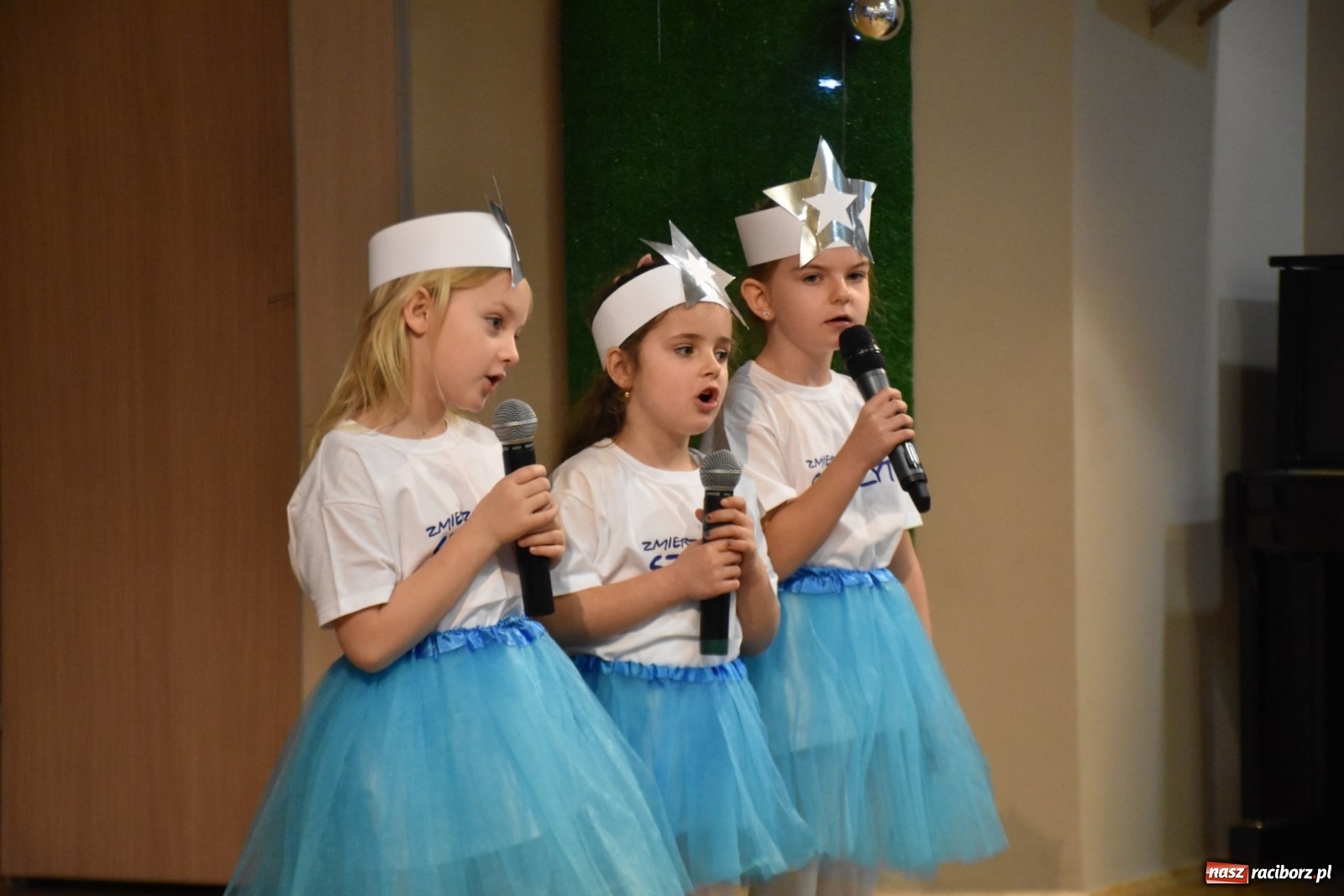 Zdjęcie w galerii na portalu naszraciborz.pl: Kolędy i Pastorałki w Tworkowie po raz XV wiadomości z regionu
