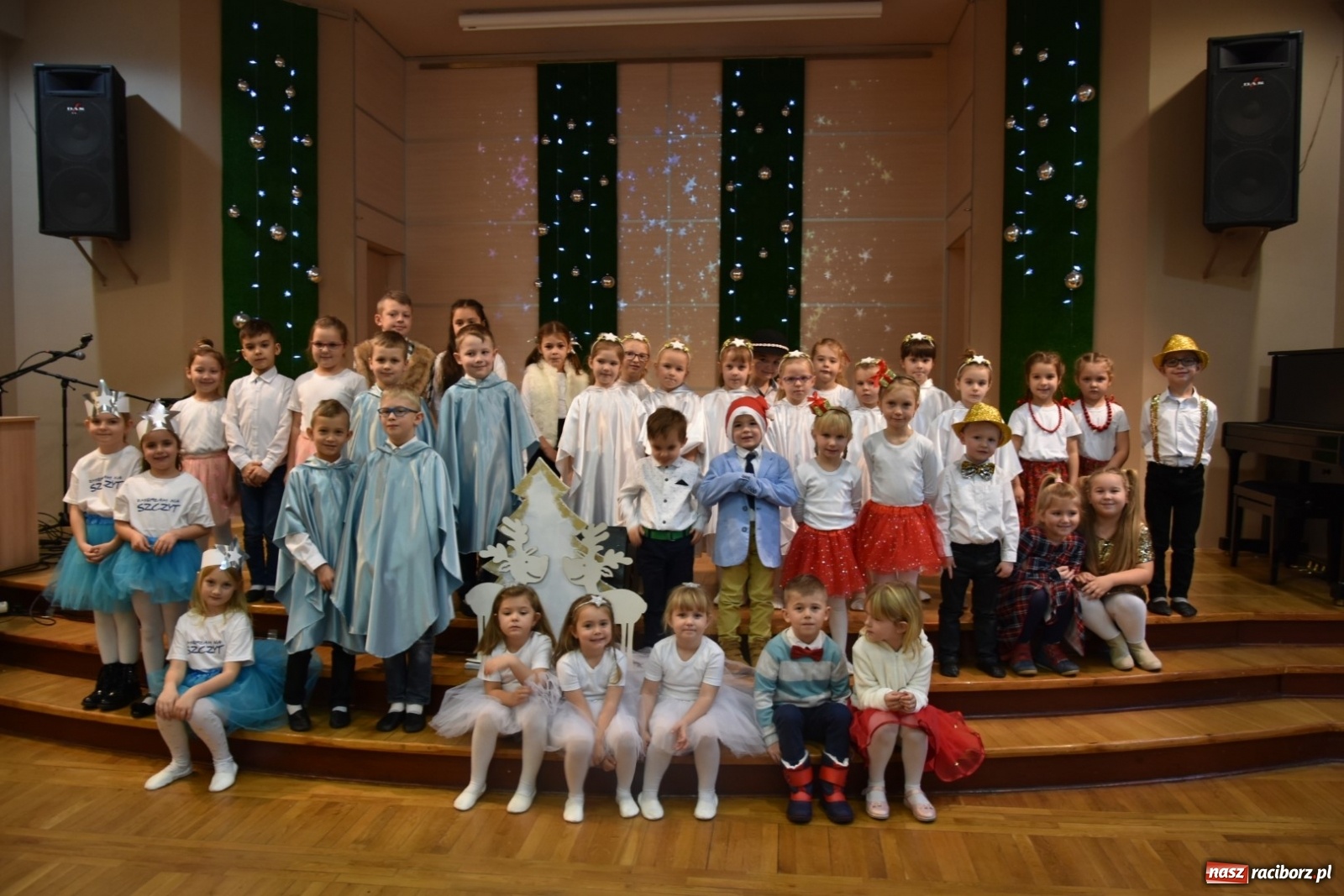 Zdjęcie w galerii na portalu naszraciborz.pl: Kolędy i Pastorałki w Tworkowie po raz XV wiadomości z regionu