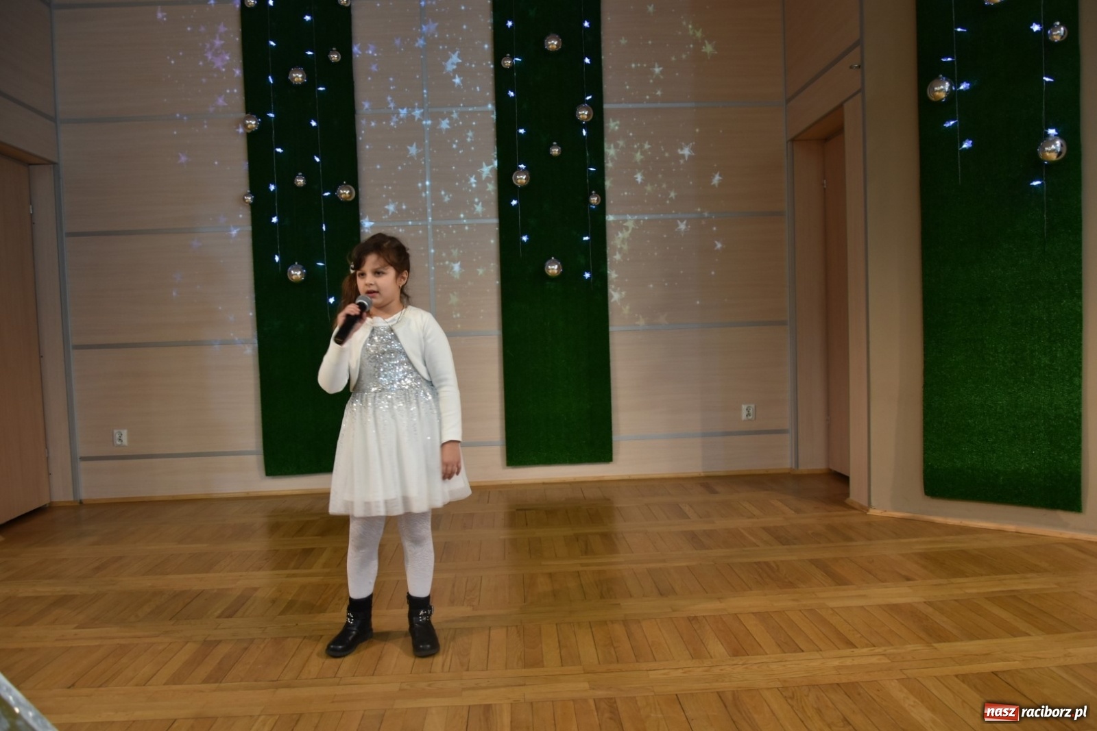 Zdjęcie w galerii na portalu naszraciborz.pl: Kolędy i Pastorałki w Tworkowie po raz XV wiadomości z regionu