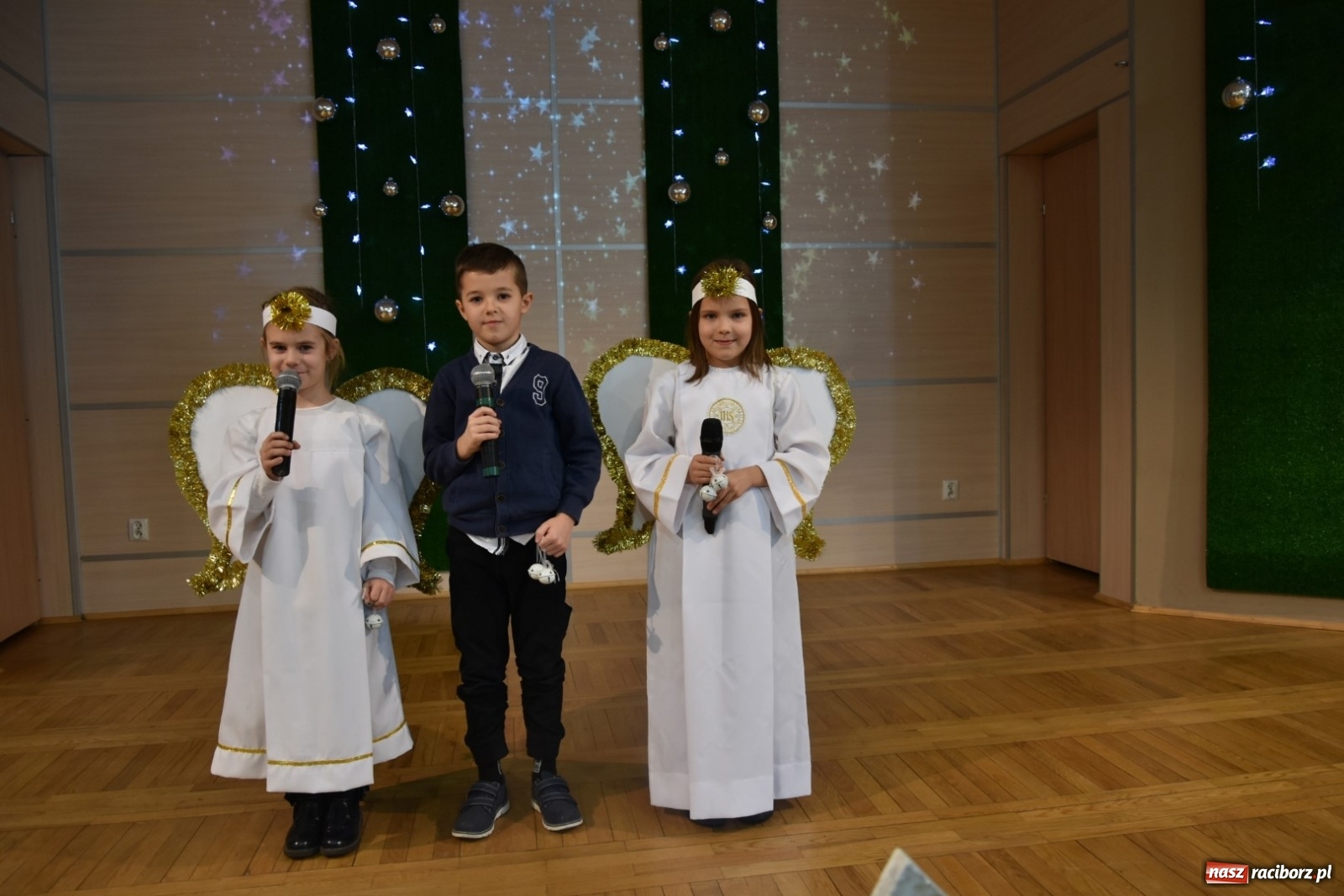 Zdjęcie w galerii na portalu naszraciborz.pl: Kolędy i Pastorałki w Tworkowie po raz XV wiadomości z regionu