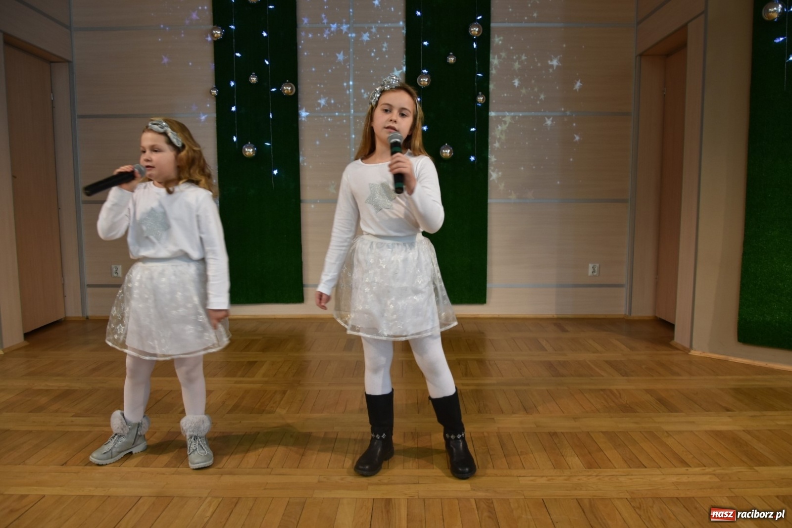 Zdjęcie w galerii na portalu naszraciborz.pl: Kolędy i Pastorałki w Tworkowie po raz XV wiadomości z regionu