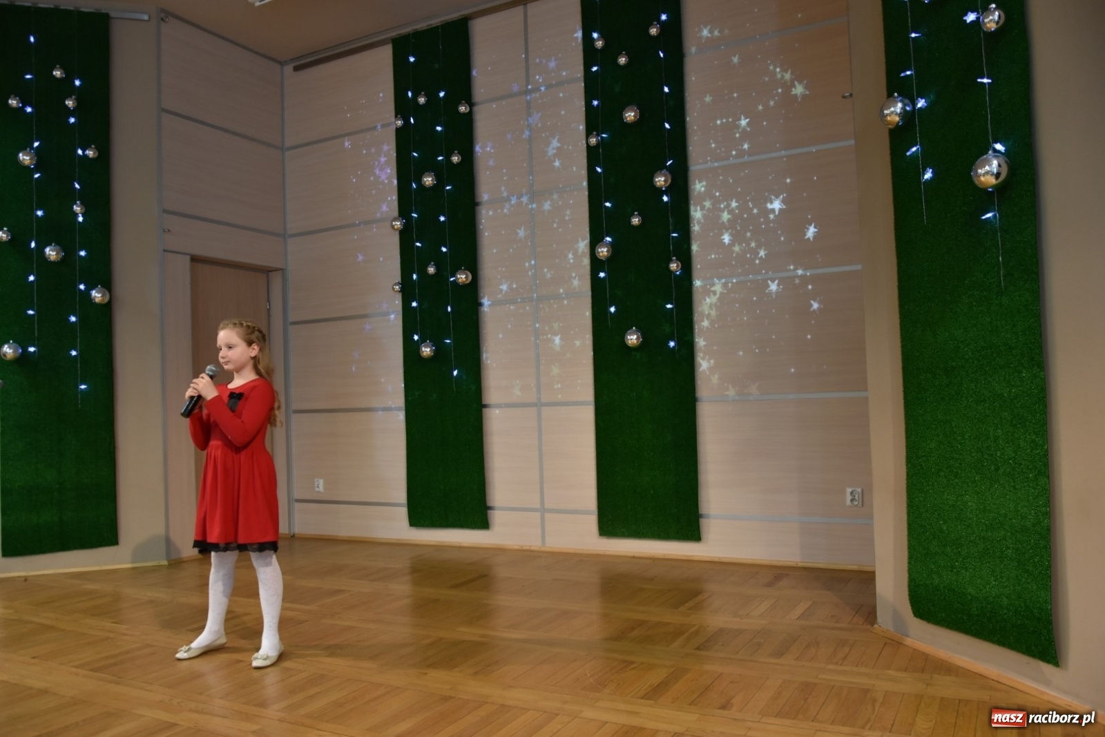 Zdjęcie w galerii na portalu naszraciborz.pl: Kolędy i Pastorałki w Tworkowie po raz XV wiadomości z regionu