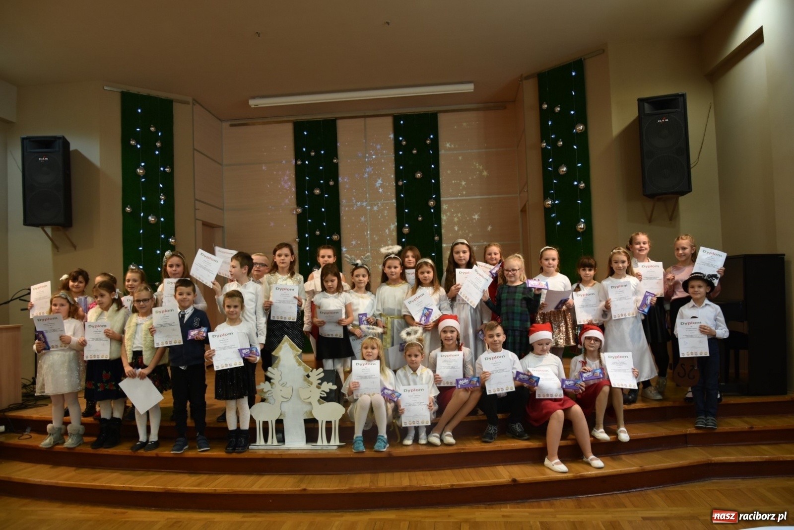 Zdjęcie w galerii na portalu naszraciborz.pl: Kolędy i Pastorałki w Tworkowie po raz XV wiadomości z regionu