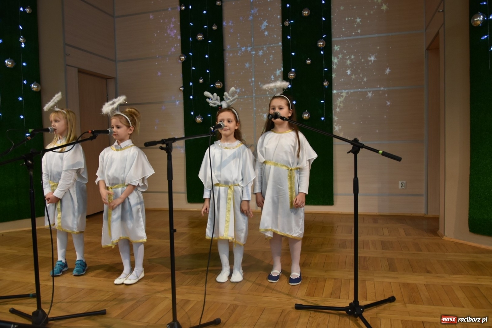Zdjęcie w galerii na portalu naszraciborz.pl: Kolędy i Pastorałki w Tworkowie po raz XV wiadomości z regionu