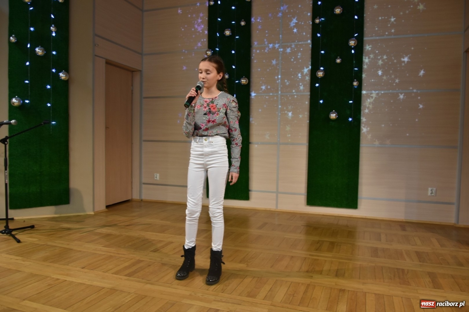 Zdjęcie w galerii na portalu naszraciborz.pl: Kolędy i Pastorałki w Tworkowie po raz XV wiadomości z regionu