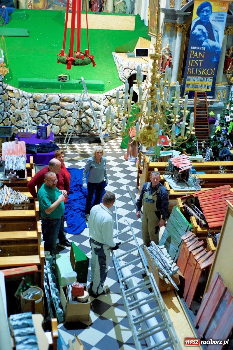 Zdjęcie w galerii na portalu naszraciborz.pl: Tak powstaje tworkowskie Betlejem [FOTO] wiadomości z regionu