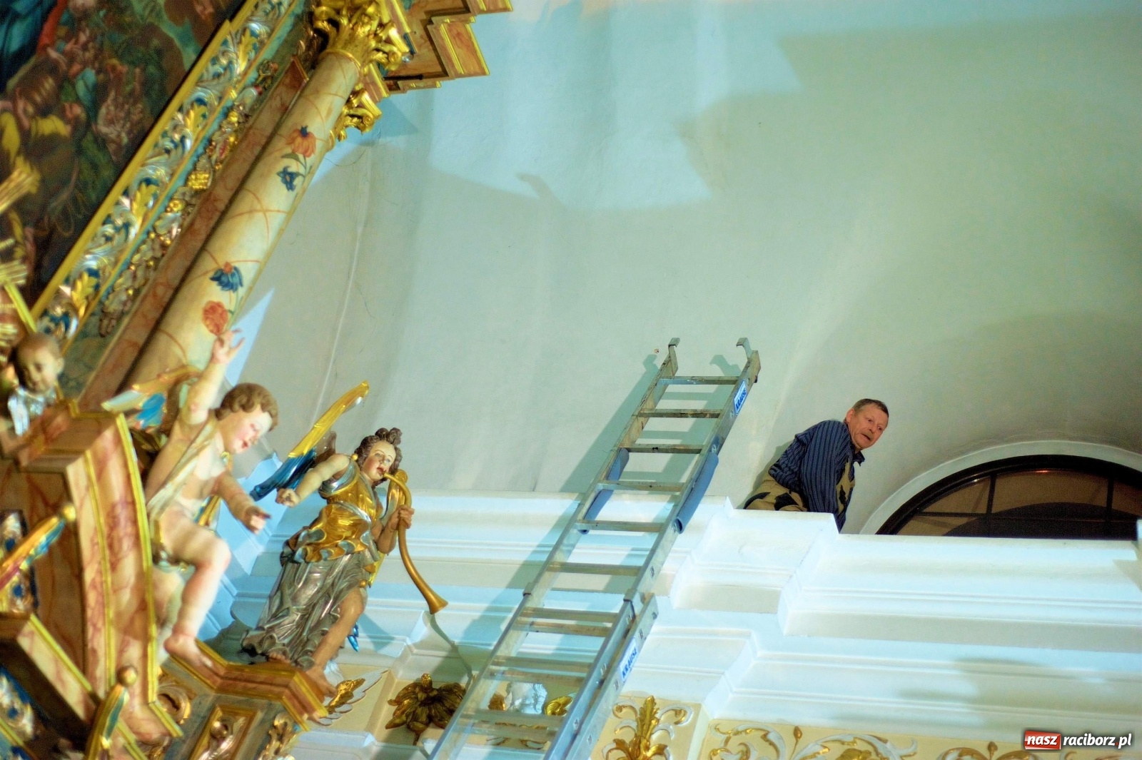 Zdjęcie w galerii na portalu naszraciborz.pl: Tak powstaje tworkowskie Betlejem [FOTO] wiadomości z regionu