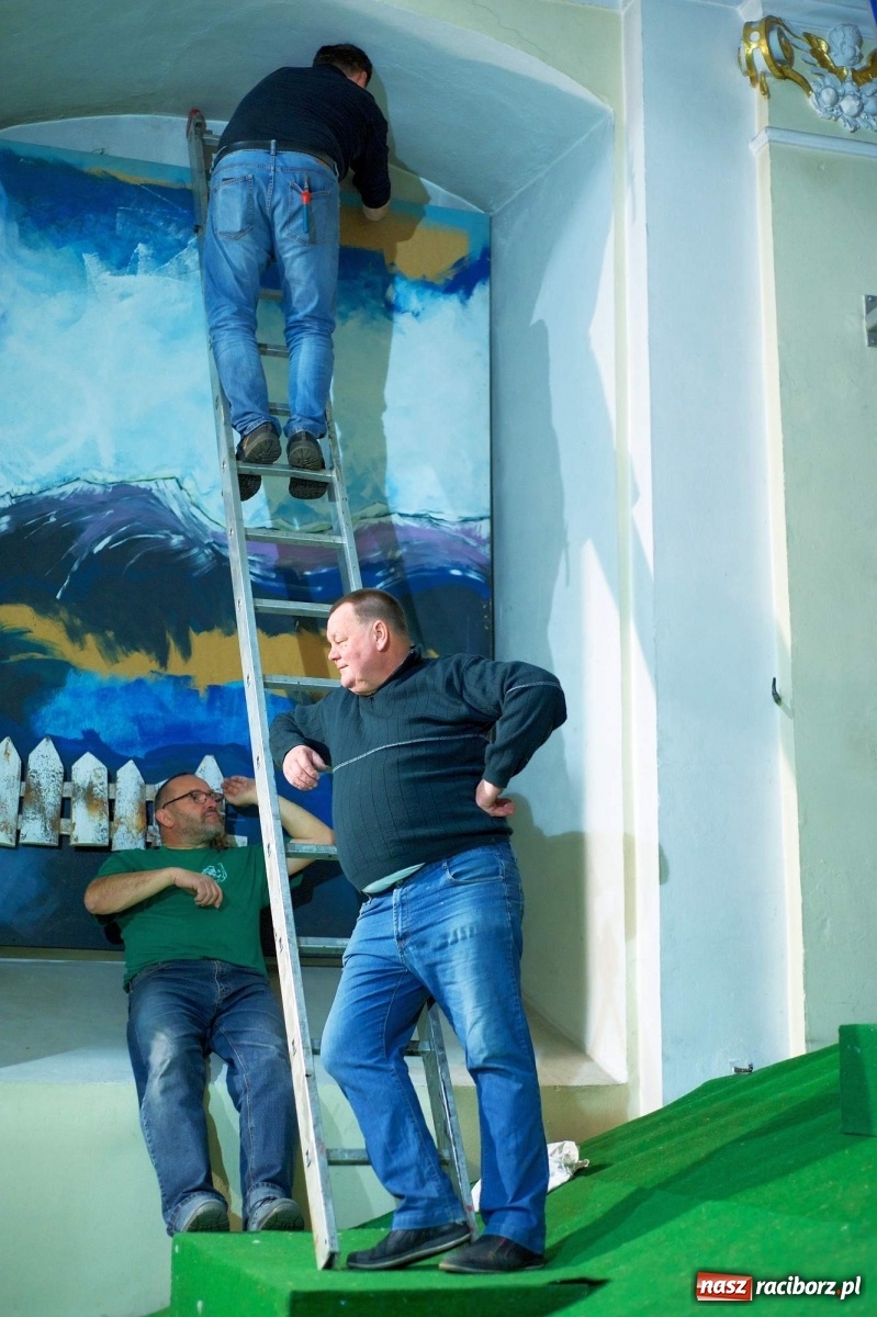 Zdjęcie w galerii na portalu naszraciborz.pl: Tak powstaje tworkowskie Betlejem [FOTO] wiadomości z regionu