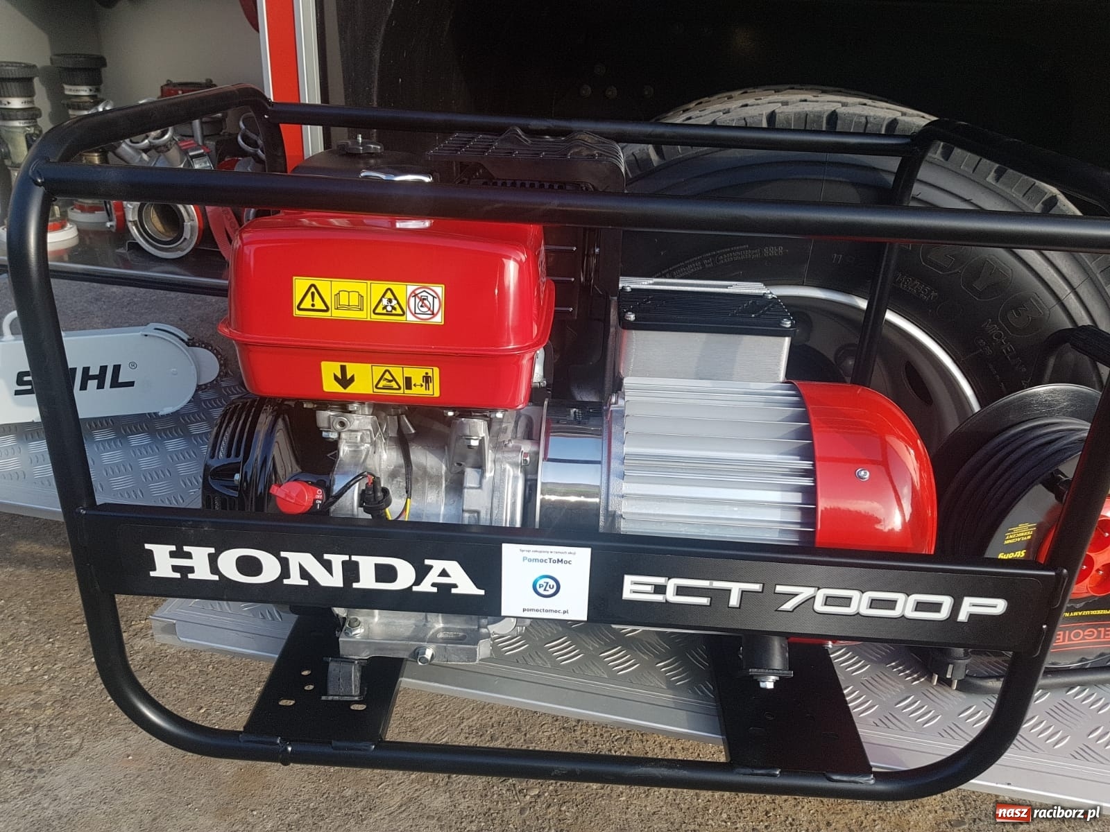 Zdjęcie w galerii na portalu naszraciborz.pl: PZU wsparło OSP Krzanowice  wiadomości z regionu