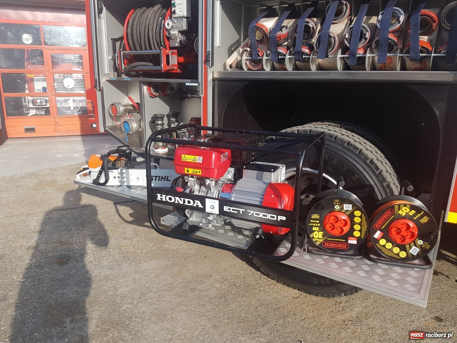 Zdjęcie w galerii na portalu naszraciborz.pl: PZU wsparło OSP Krzanowice  wiadomości z regionu