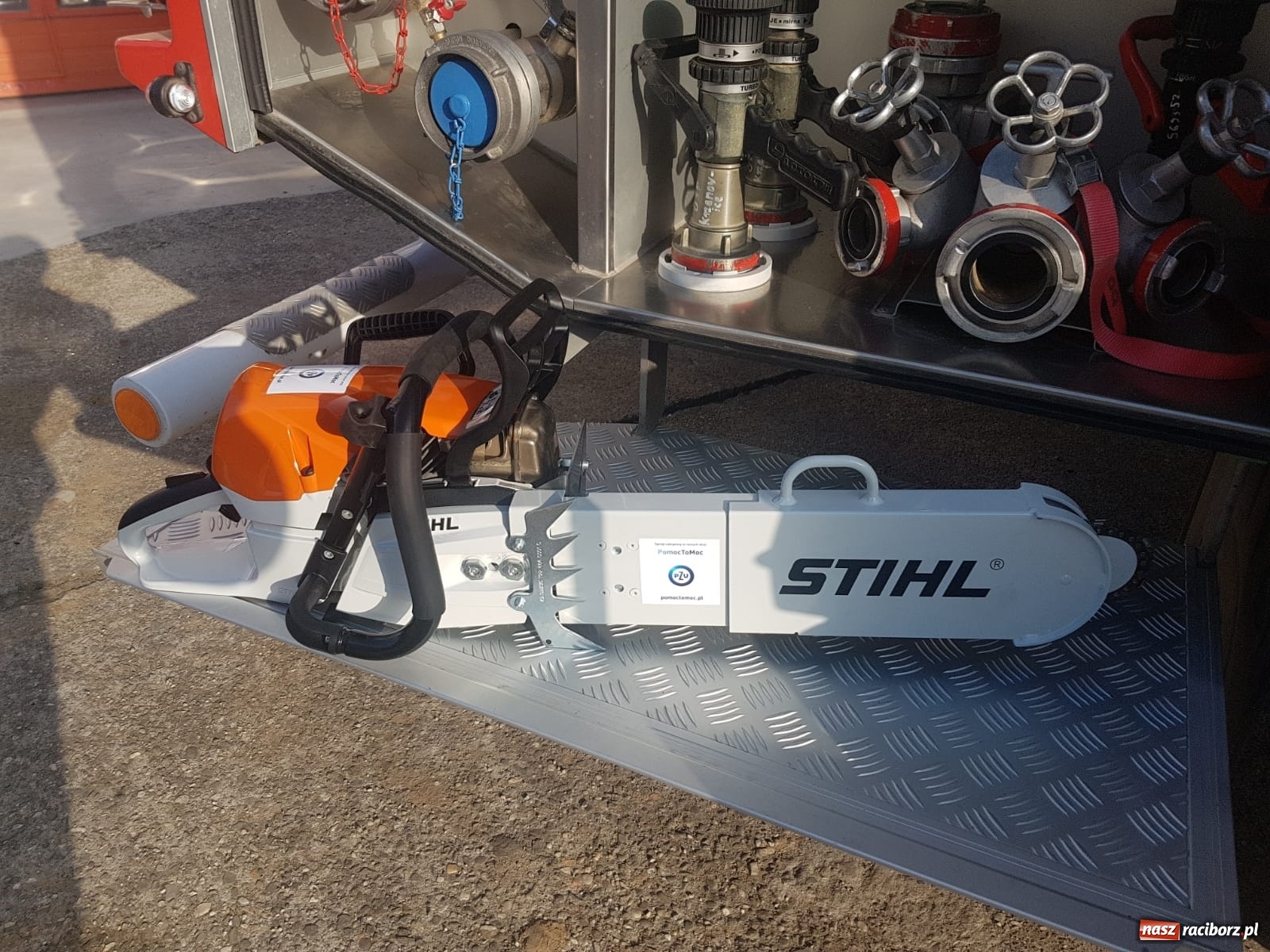 Zdjęcie w galerii na portalu naszraciborz.pl: PZU wsparło OSP Krzanowice  wiadomości z regionu