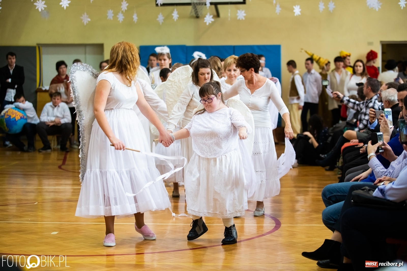 Zdjęcie w galerii na portalu naszraciborz.pl: Jasełka bożonarodzeniowe w Zespole Szkół Specjalnych w Raciborzu wiadomości z regionu