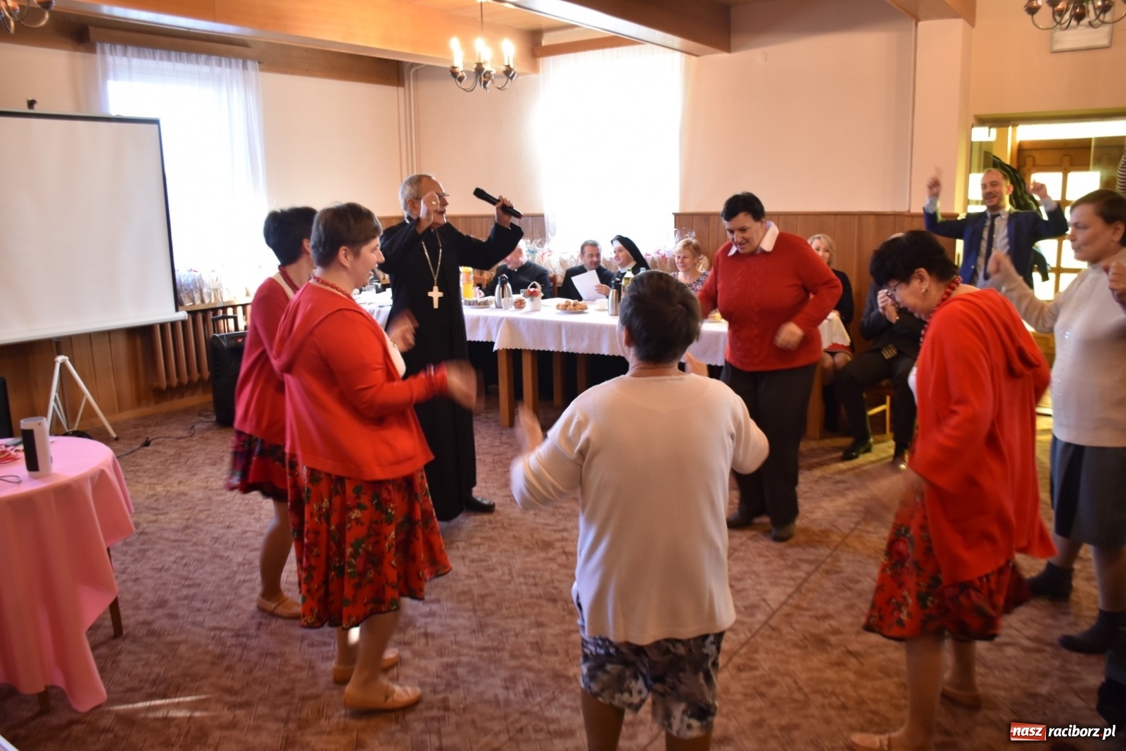 Zdjęcie w galerii na portalu naszraciborz.pl: 10 lat klubu wolontariusza Z sercem na dłoni  wiadomości z regionu