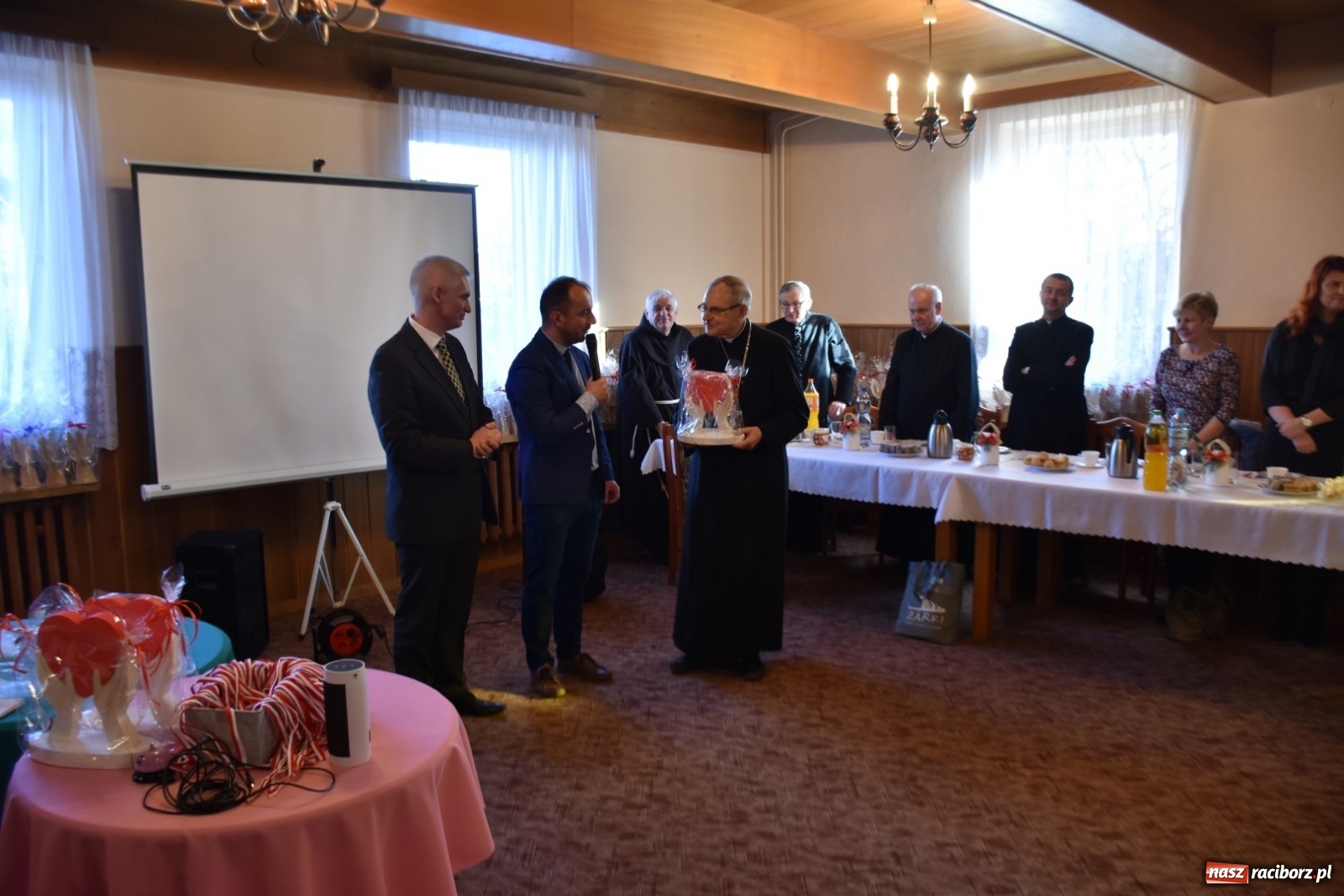 Zdjęcie w galerii na portalu naszraciborz.pl: 10 lat klubu wolontariusza Z sercem na dłoni  wiadomości z regionu