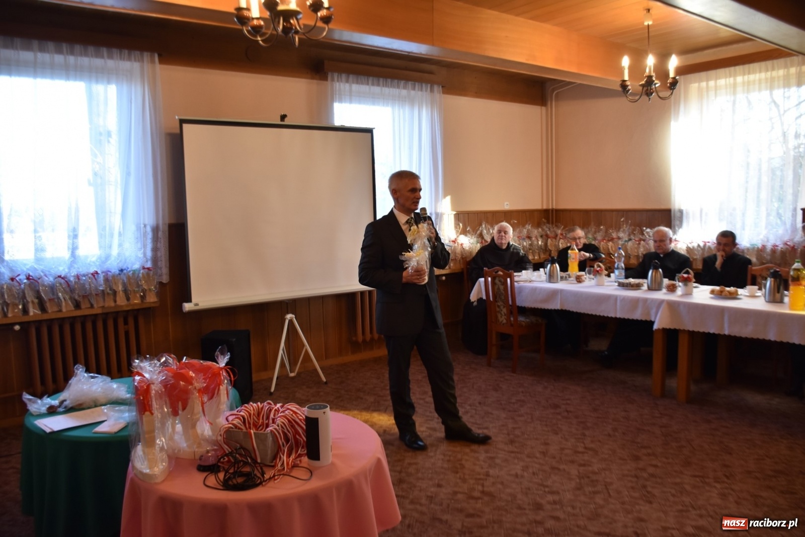 Zdjęcie w galerii na portalu naszraciborz.pl: 10 lat klubu wolontariusza Z sercem na dłoni  wiadomości z regionu