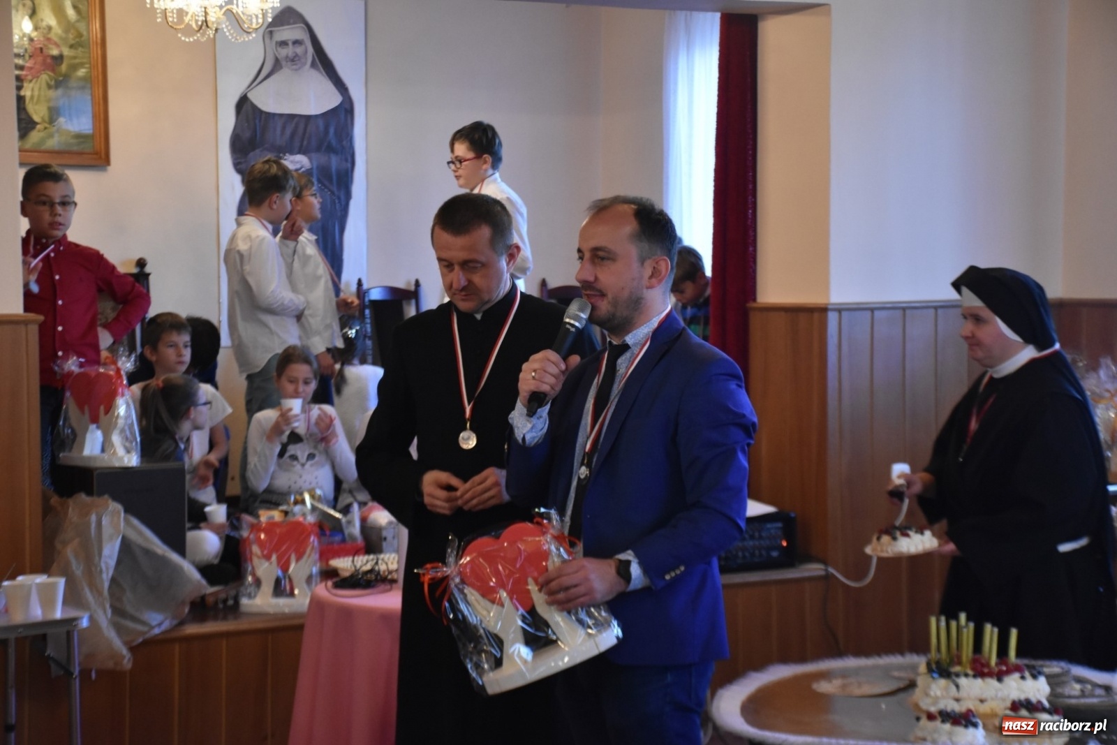 Zdjęcie w galerii na portalu naszraciborz.pl: 10 lat klubu wolontariusza Z sercem na dłoni  wiadomości z regionu