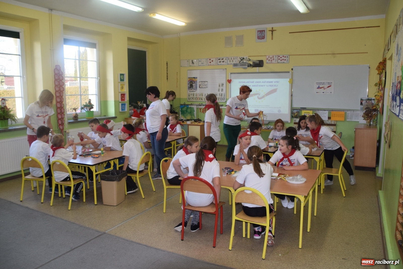 Zdjęcie w galerii na portalu naszraciborz.pl: Mikołajem zostań Ty. Spotkanie uczniów z Polski i Czech wiadomości z regionu