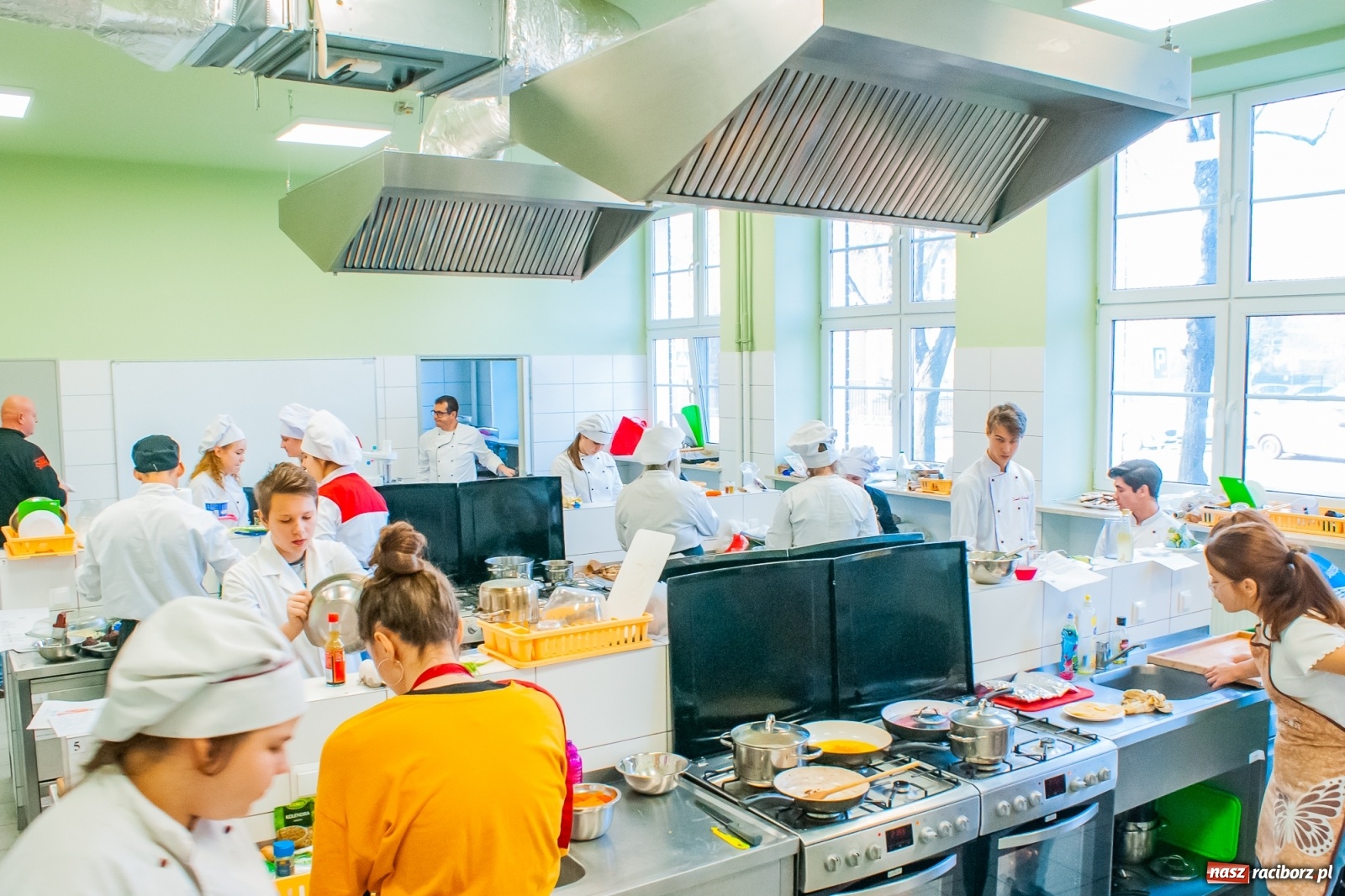 Zdjęcie w galerii na portalu naszraciborz.pl: Świąteczny MasterChef w CKZiU nr 1 [FOTO] wiadomości z regionu