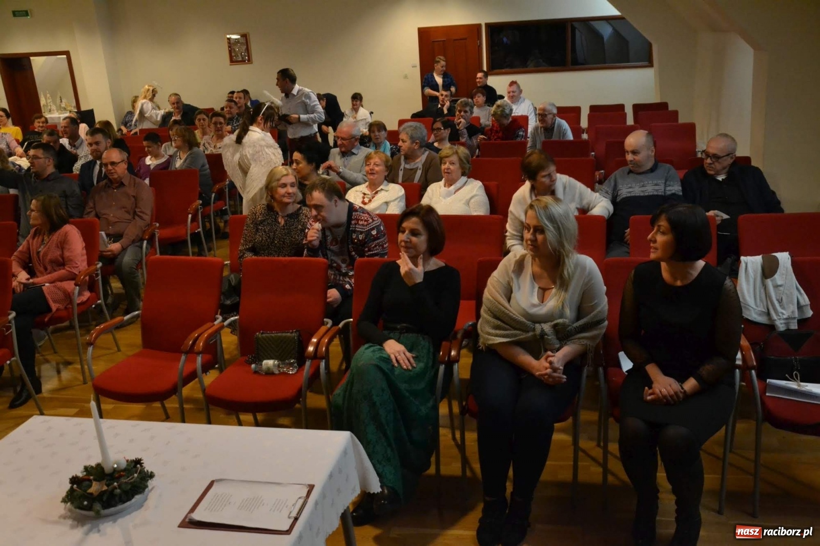Zdjęcie w galerii na portalu naszraciborz.pl: Stowarzyszenie DOM świąteczne na zamku [FOTO i WIDEO] wiadomości z regionu