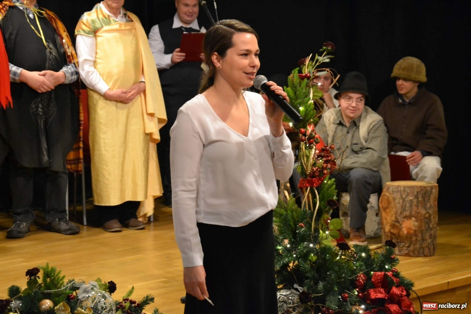Zdjęcie w galerii na portalu naszraciborz.pl: Stowarzyszenie DOM świąteczne na zamku [FOTO i WIDEO] wiadomości z regionu