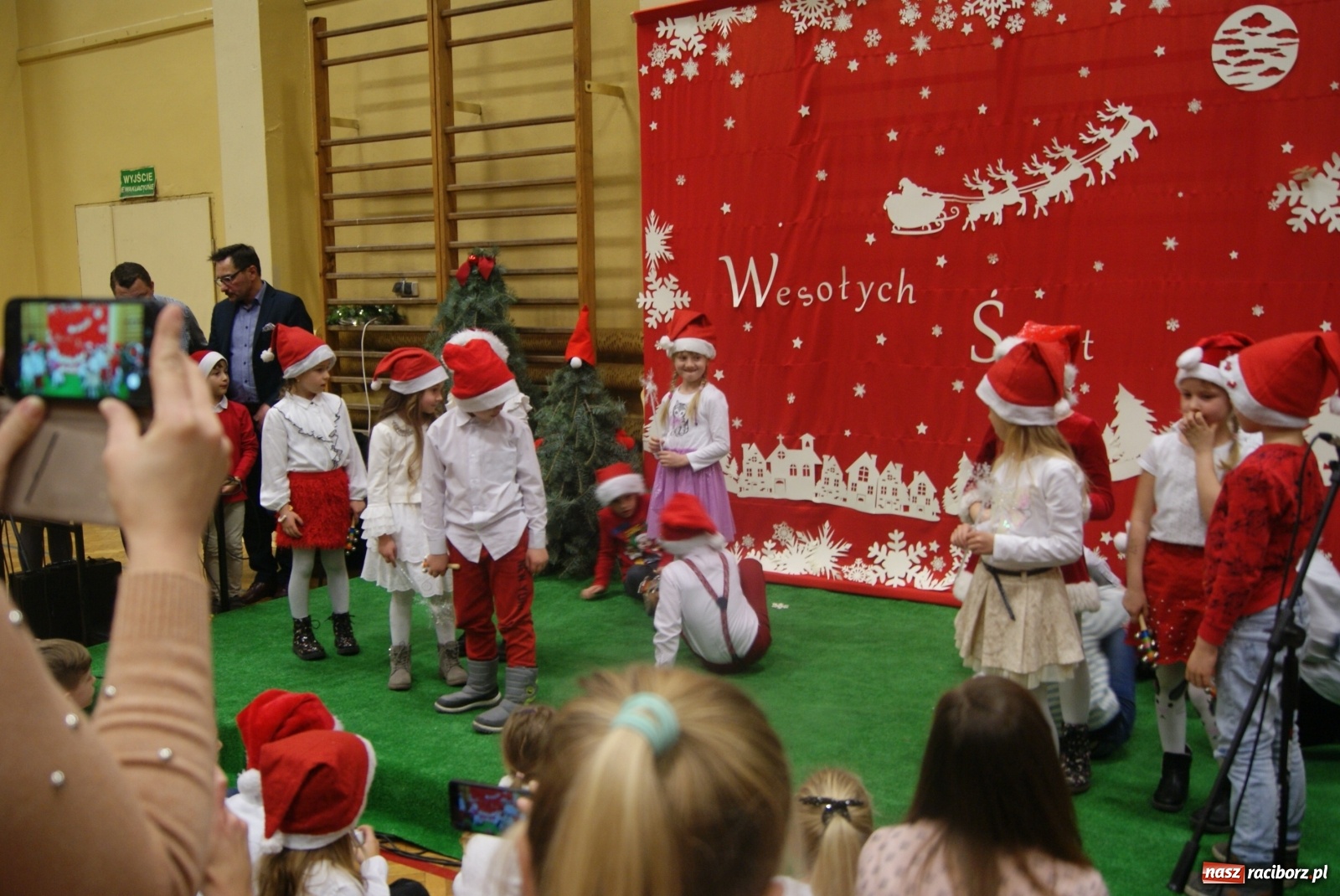 Zdjęcie w galerii na portalu naszraciborz.pl: Akcja Razem na święta w Studziennej wiadomości z regionu