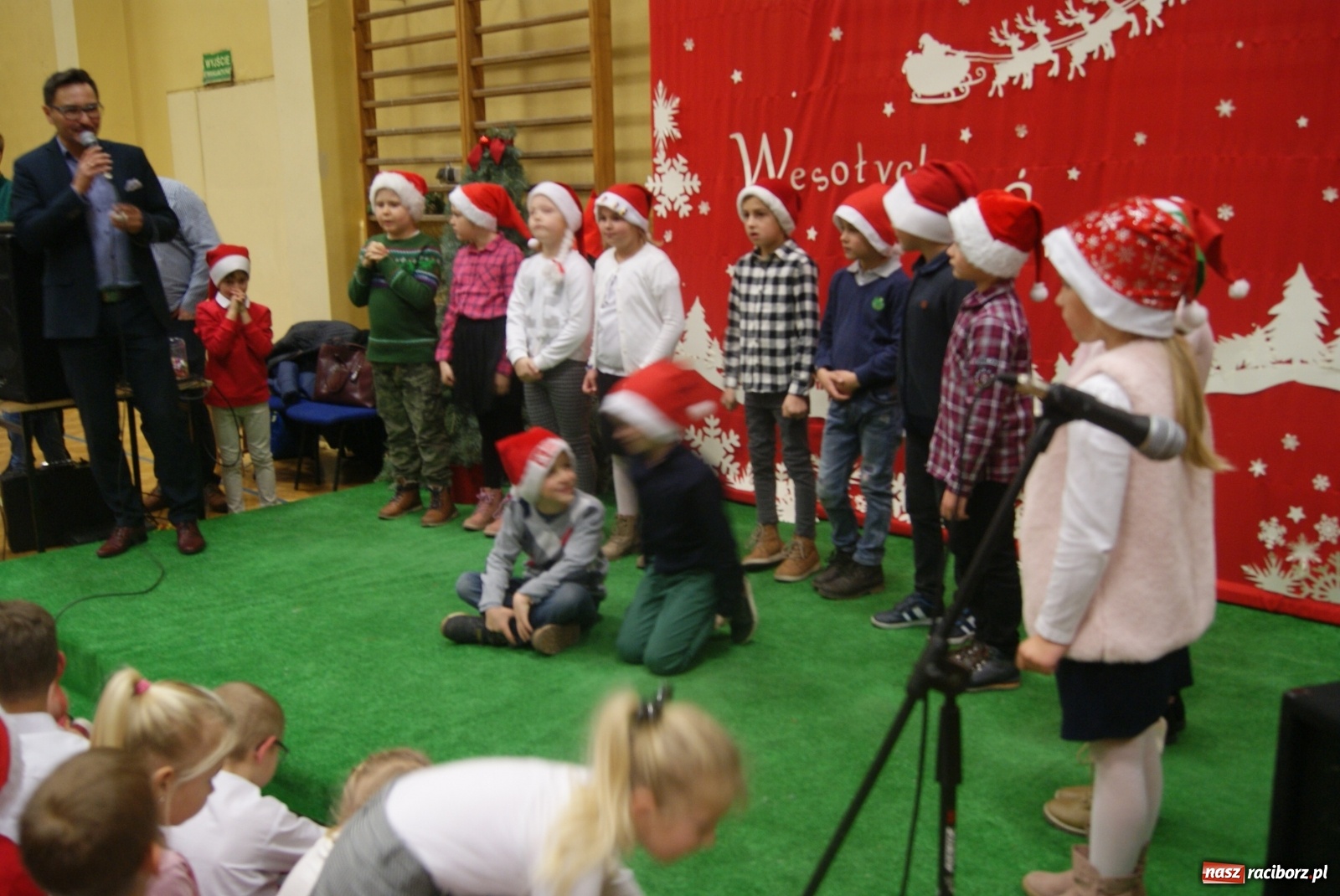 Zdjęcie w galerii na portalu naszraciborz.pl: Akcja Razem na święta w Studziennej wiadomości z regionu