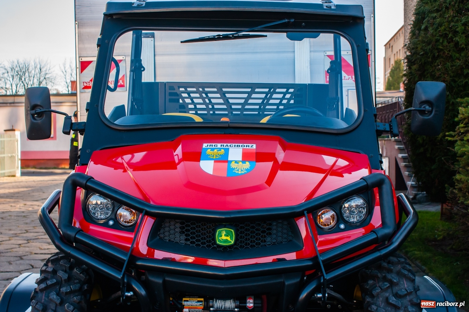 Zdjęcie w galerii na portalu naszraciborz.pl: Specjalistyczny quad trafił do komendy przy Reymonta [FOTO i WIDEO] wiadomości z regionu