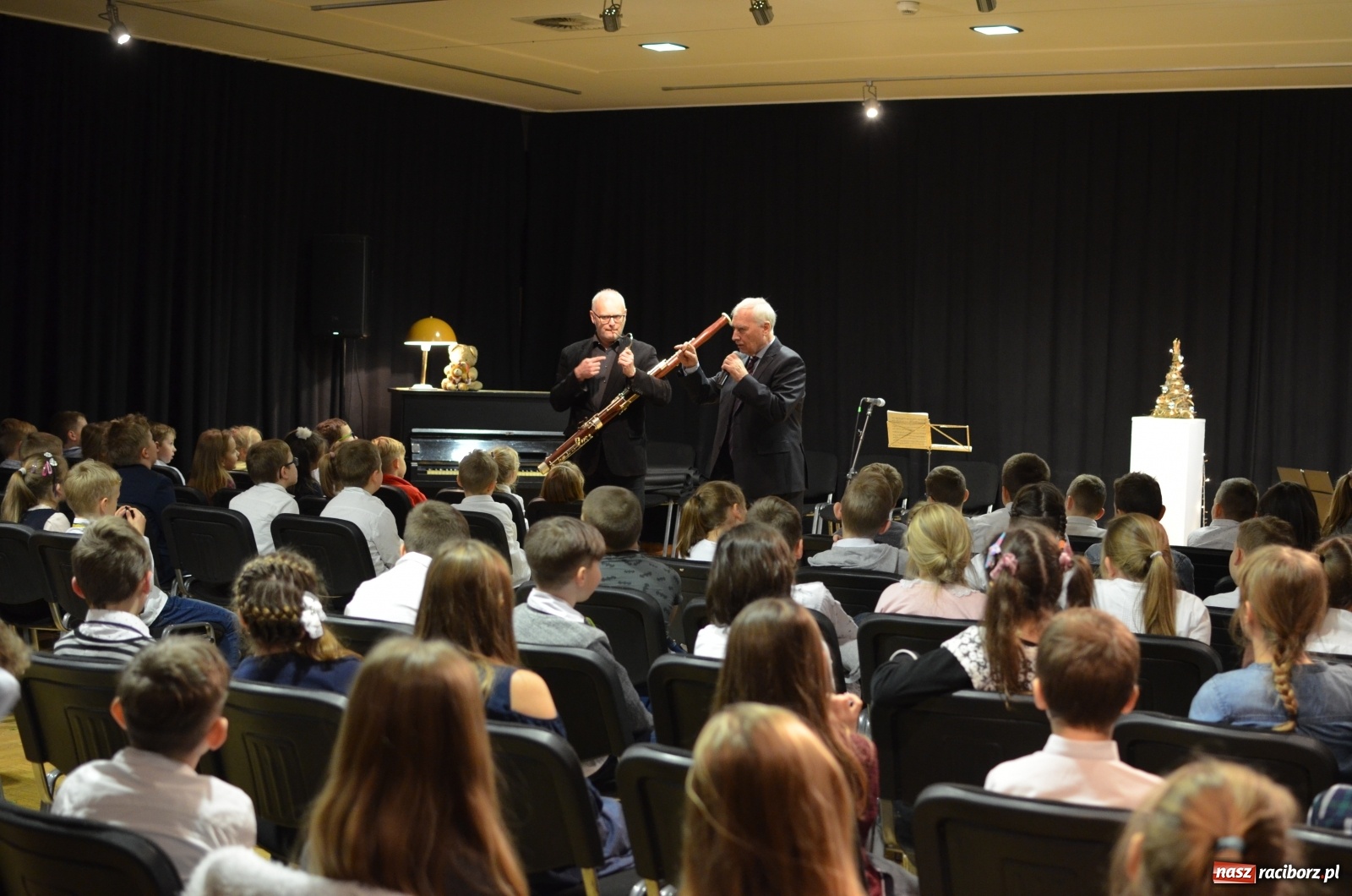 Zdjęcie w galerii na portalu naszraciborz.pl: Ostatni koncert umuzykalniający w 2019 roku. Fagot w roli głównej wiadomości z regionu