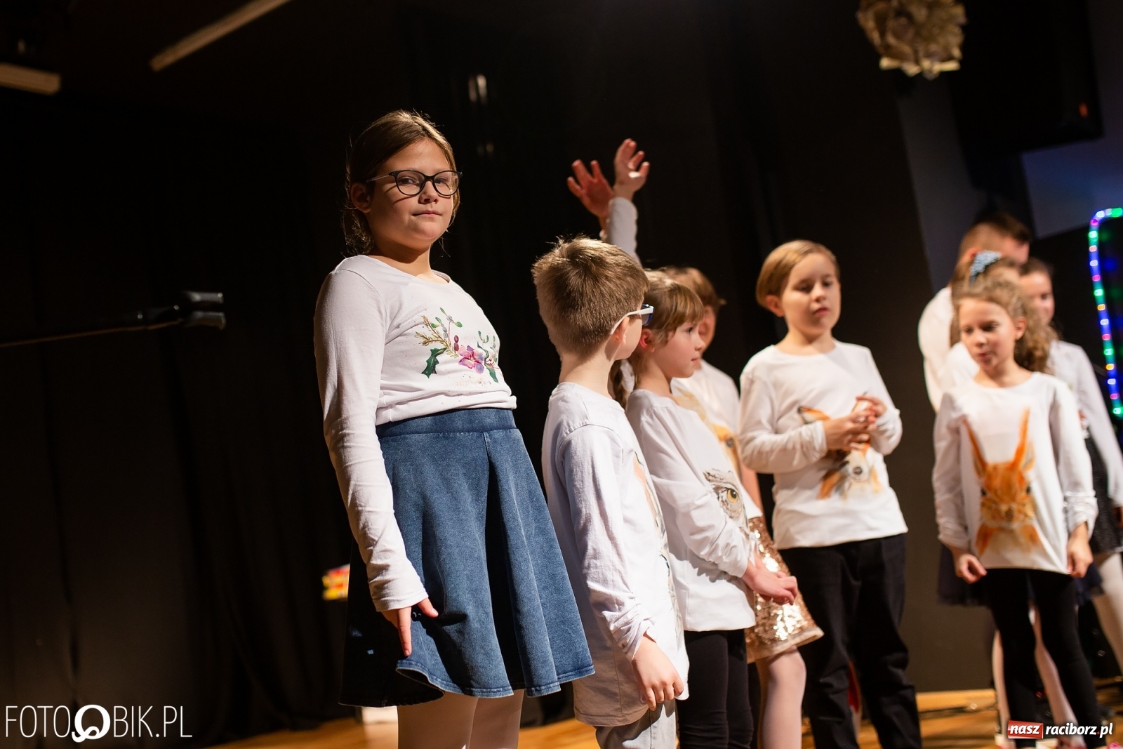 Zdjęcie w galerii na portalu naszraciborz.pl: Podsumowanie Powiatowego Konkursu Plastycznego Bombka wiadomości z regionu