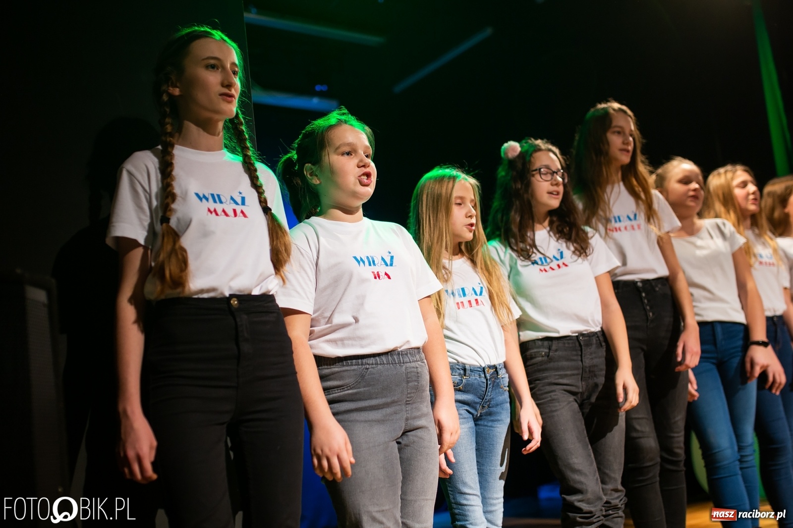 Zdjęcie w galerii na portalu naszraciborz.pl: Podsumowanie Powiatowego Konkursu Plastycznego Bombka wiadomości z regionu