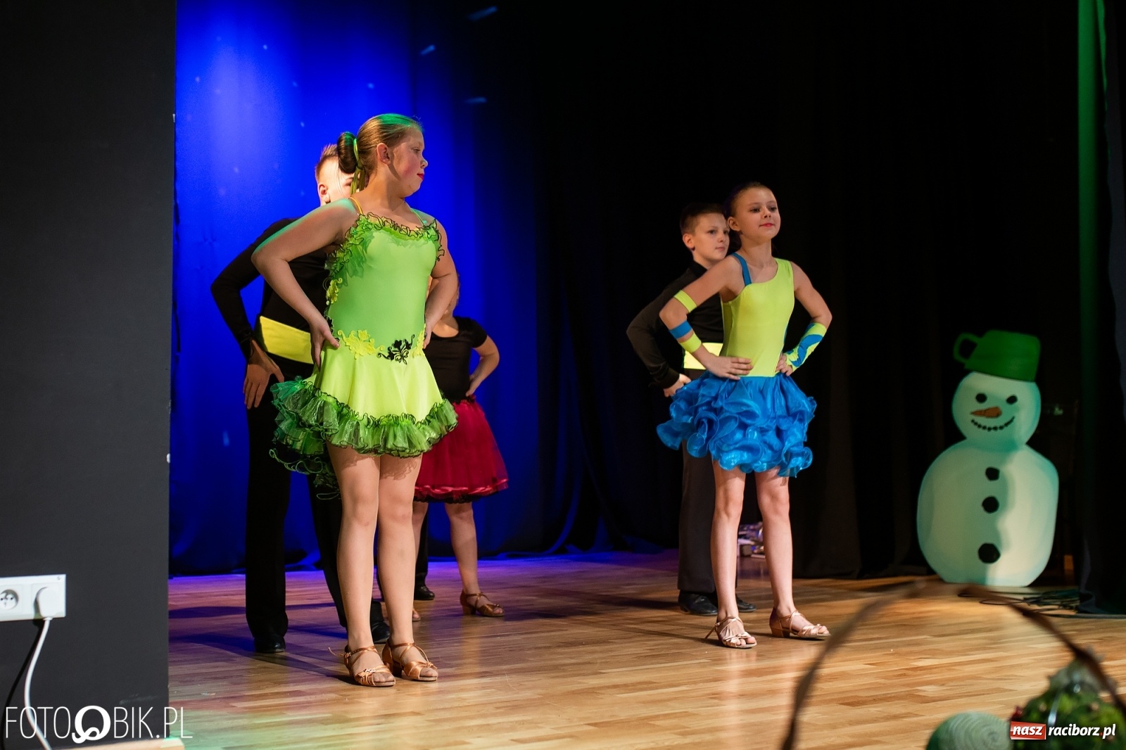 Zdjęcie w galerii na portalu naszraciborz.pl: Podsumowanie Powiatowego Konkursu Plastycznego Bombka wiadomości z regionu