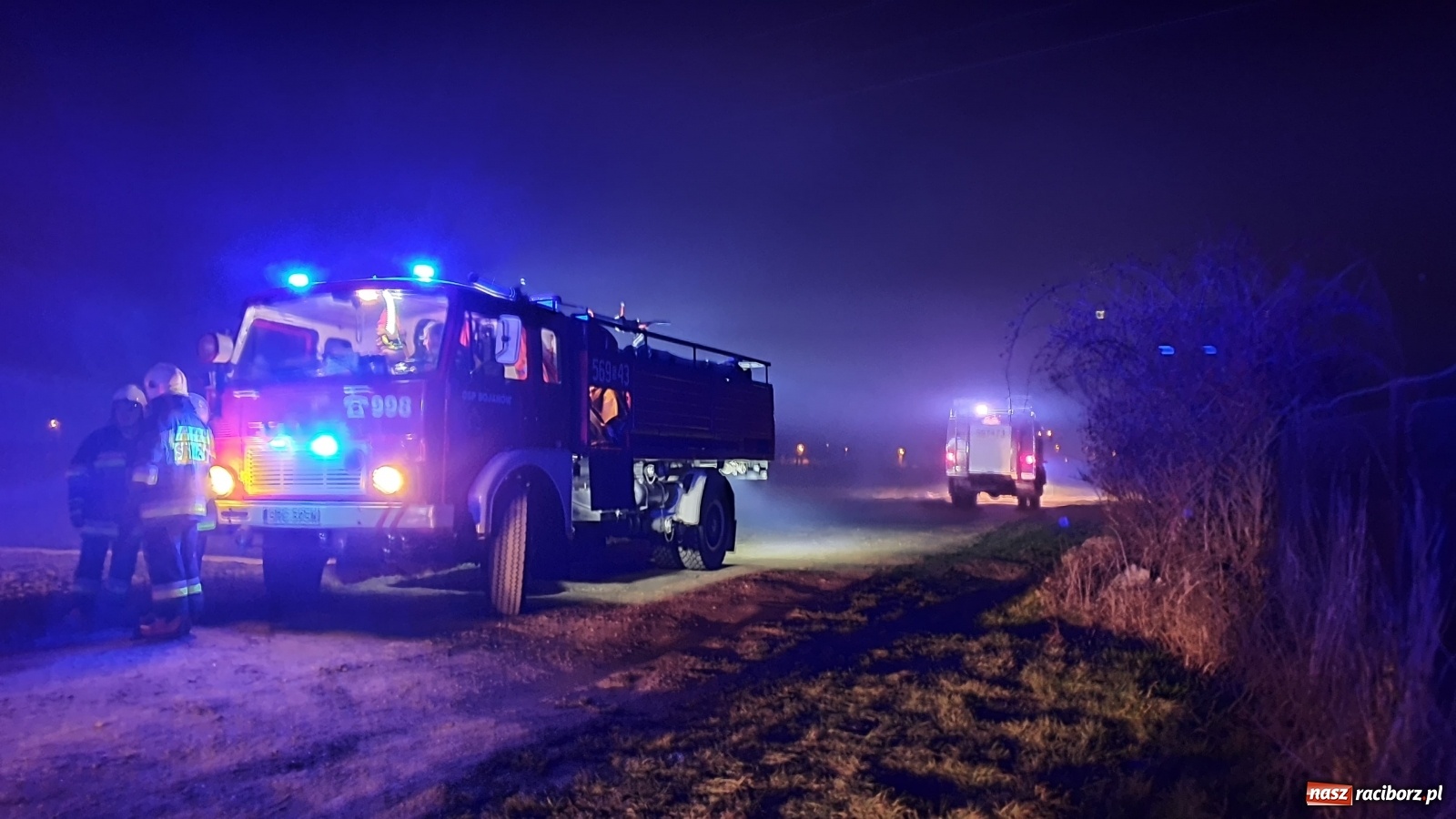 Zdjęcie w galerii na portalu naszraciborz.pl: Wielki nocny pożar w Raciborzu-Ocicach [FOTO] wiadomości z regionu